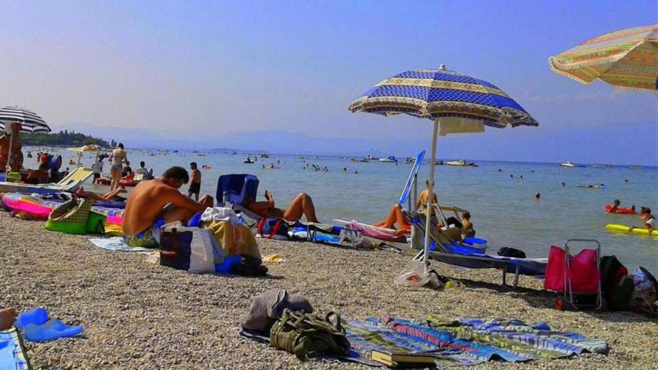 Appartamento Peschiera Peschiera del Garda Bagian luar foto