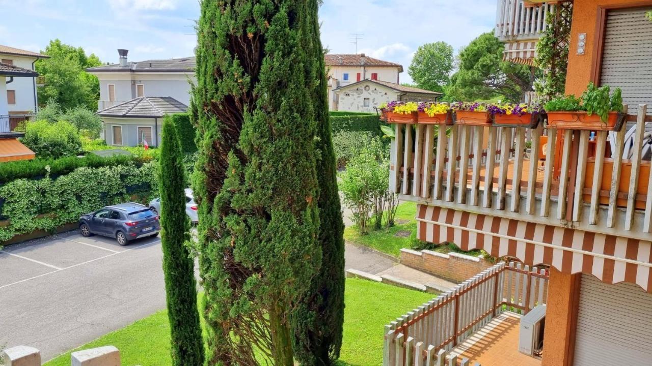 Appartamento Peschiera Peschiera del Garda Bagian luar foto