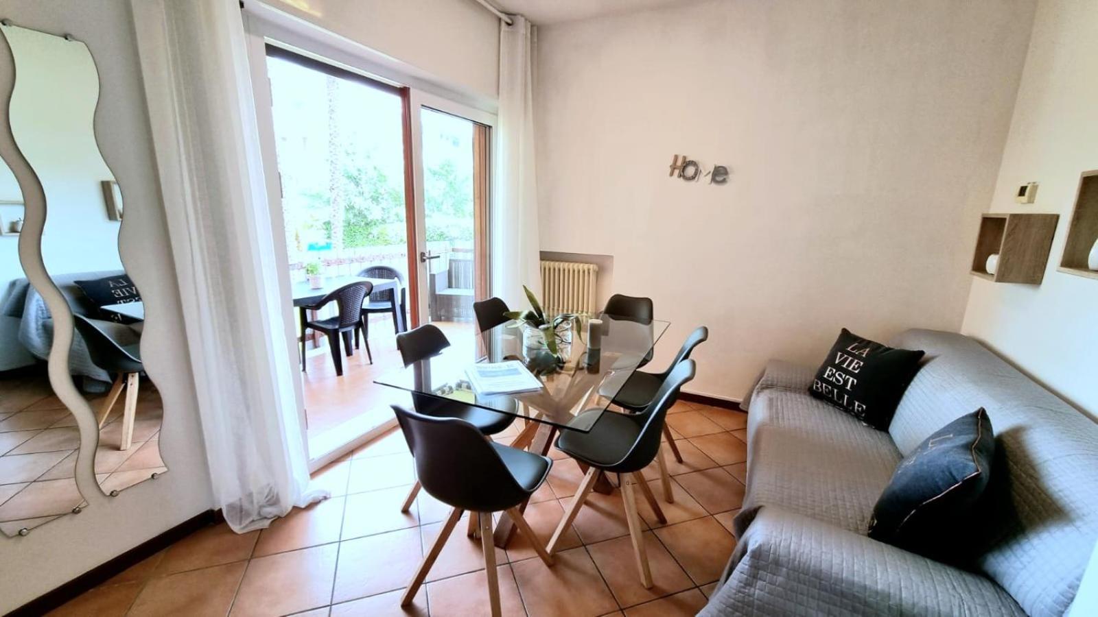 Appartamento Peschiera Peschiera del Garda Bagian luar foto