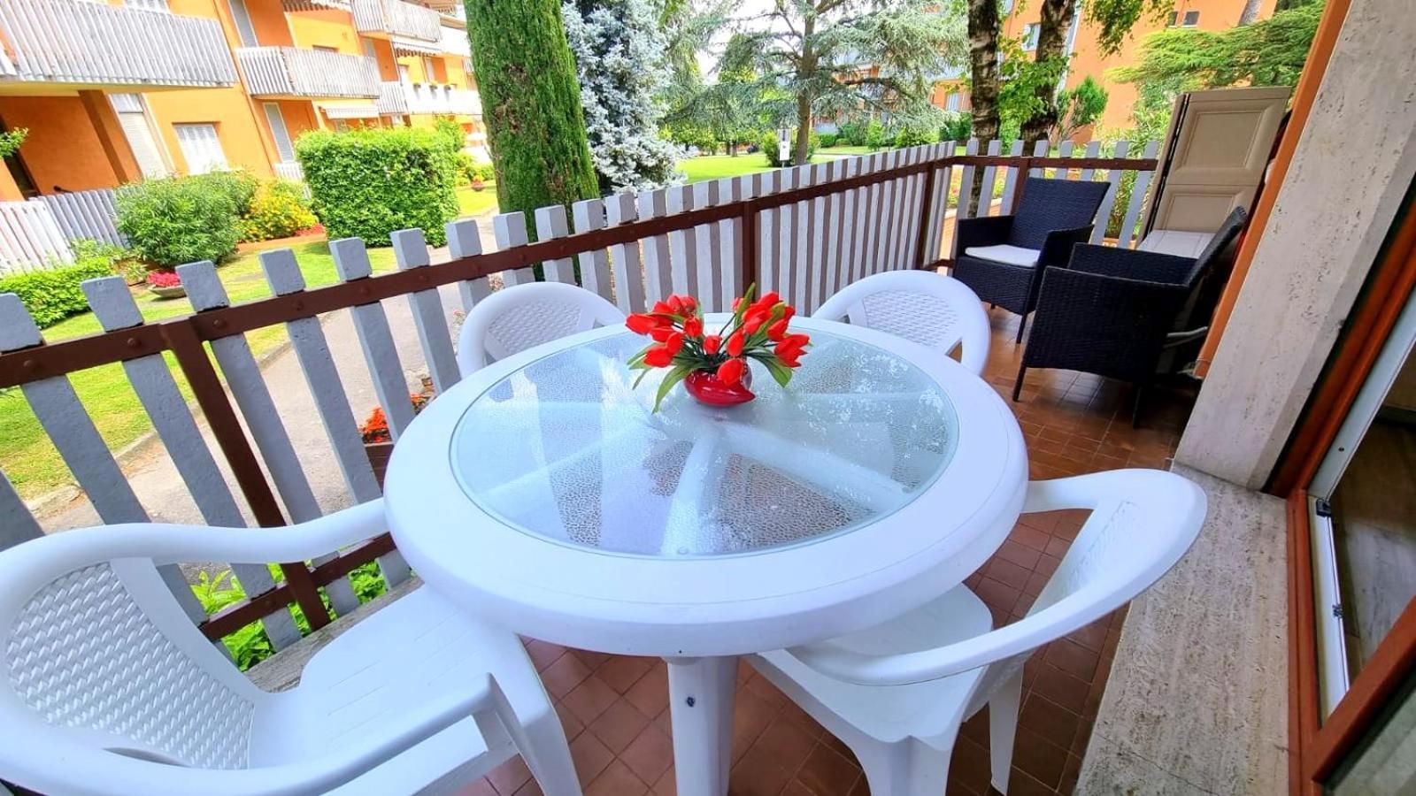 Appartamento Peschiera Peschiera del Garda Bagian luar foto